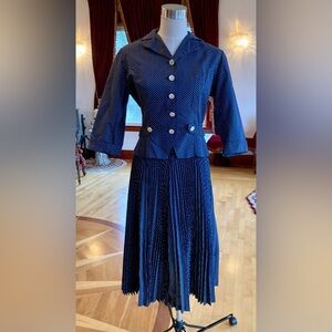 Vintage 40s/50s Navy Ivory Pleated Skirt Suit